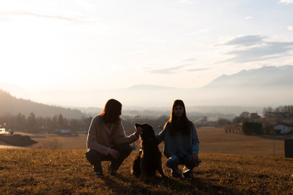 full-shot-family-silhouette-nature (160gm) (Pacific Stream) with Smoked Salmon (Sample Pack)